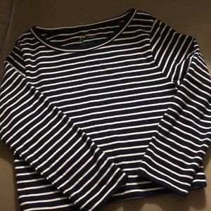 Blue/white striped long sleeve midriff T